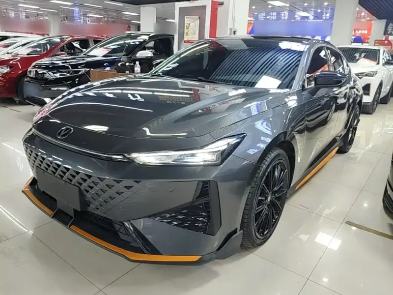 Changan UNI-V, 2025