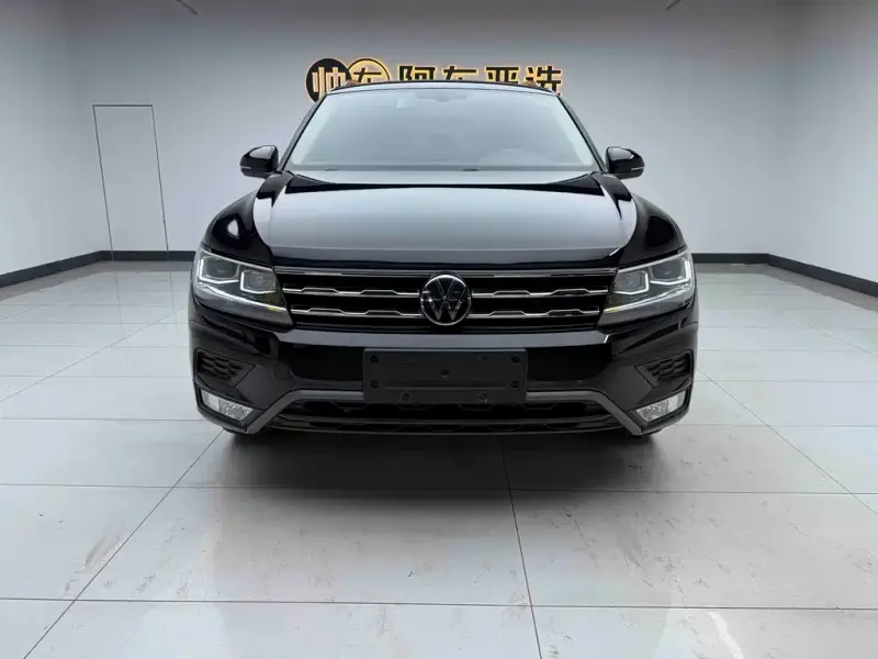 Volkswagen Tiguan L, 2021