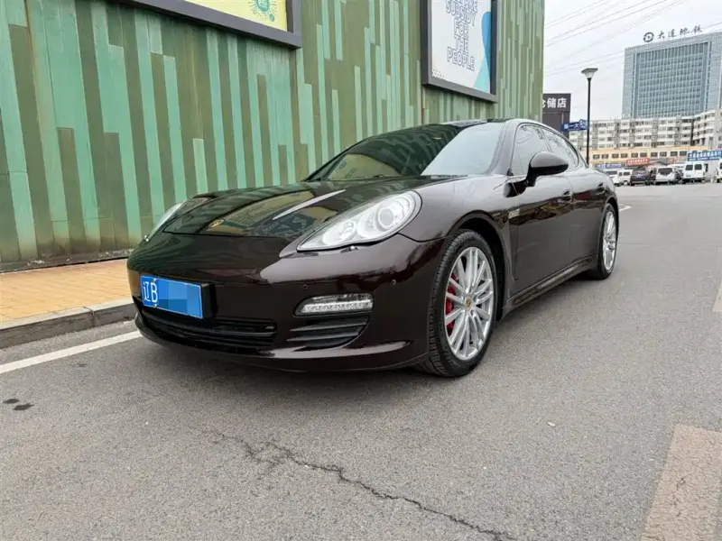 Porsche Panamera, 2010