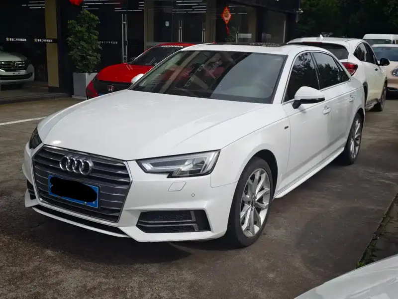 Audi A4L, 2018