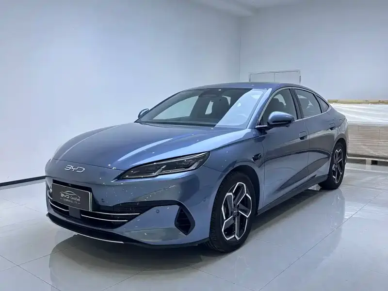 BYD 06, 2025