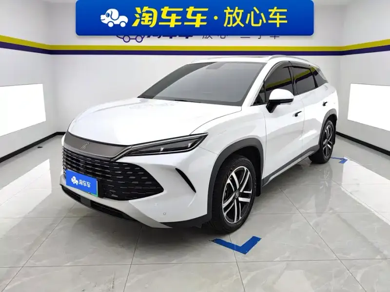 BYD L DM-i, 2025