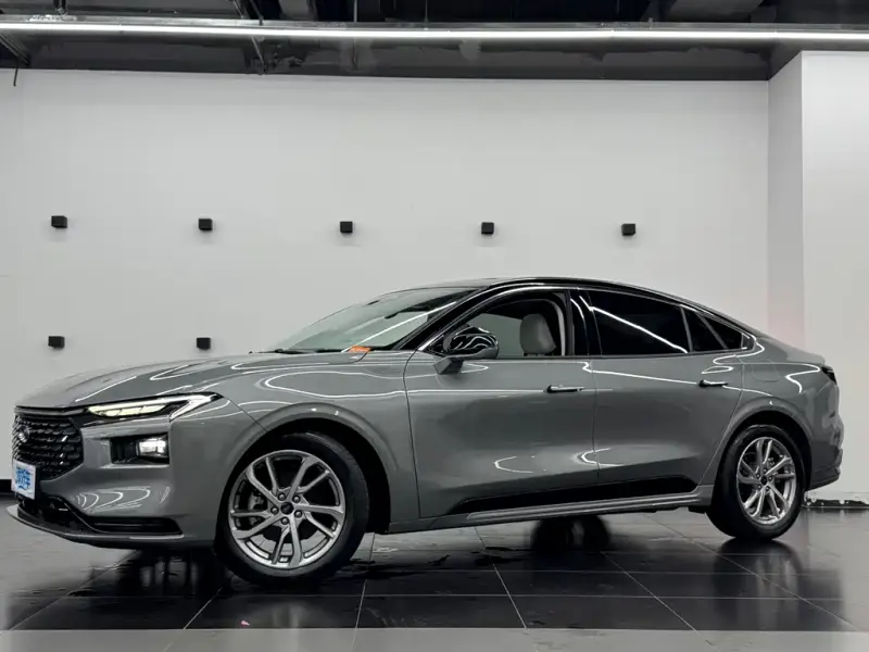 Ford Mondeo, 2022