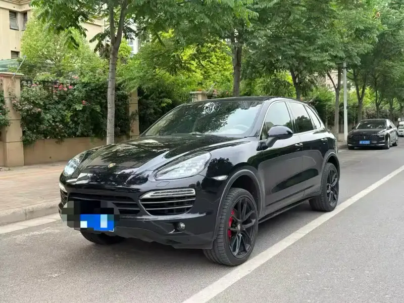 Porsche Cayenne, 2013
