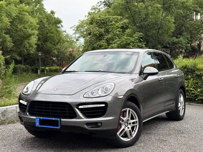 Porsche Cayenne, 2011