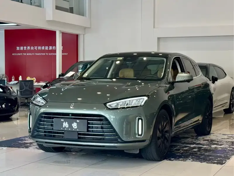 AITO M5, 2021