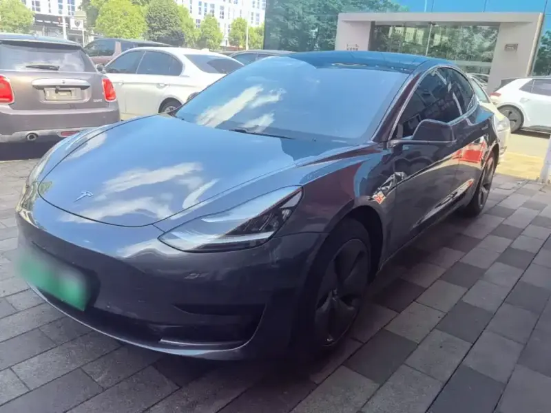 Tesla Model 3, 2020