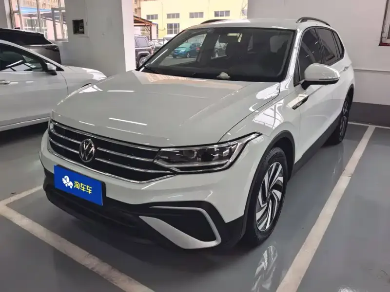 Volkswagen Tiguan L, 2022