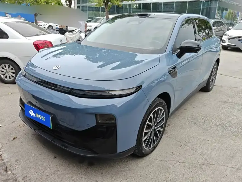Leapmotor B10, 2025