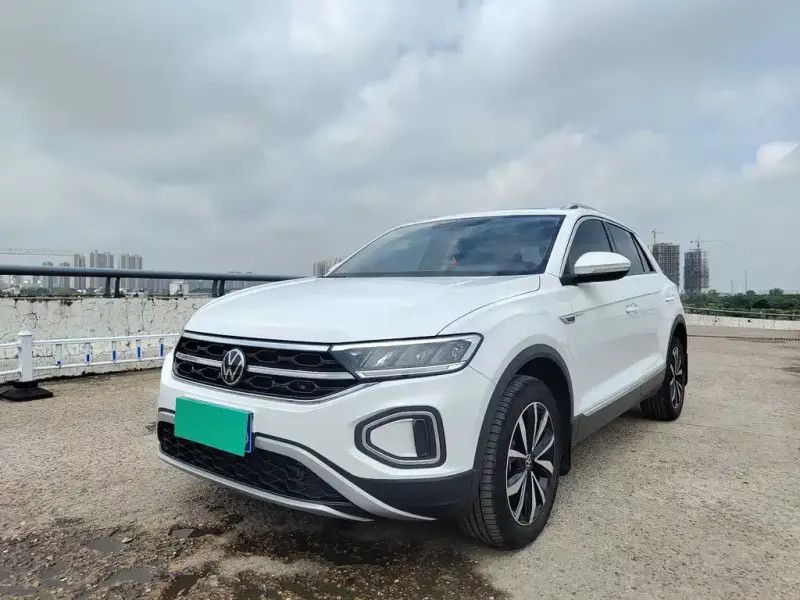 Volkswagen T-Roc, 2025