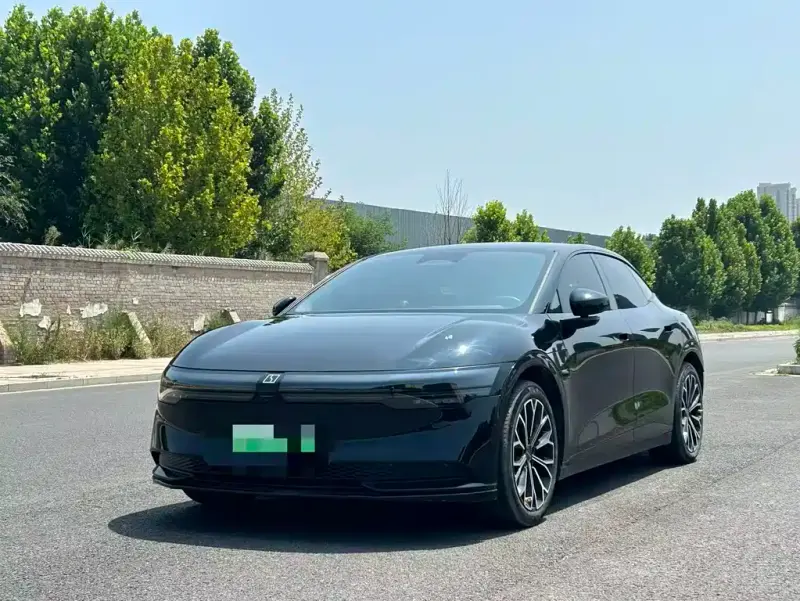 Zeekr 007, 2024