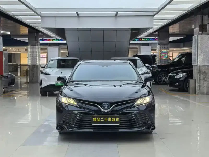 Toyota Camry, 2019