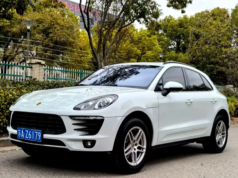 Porsche Macan, 2016