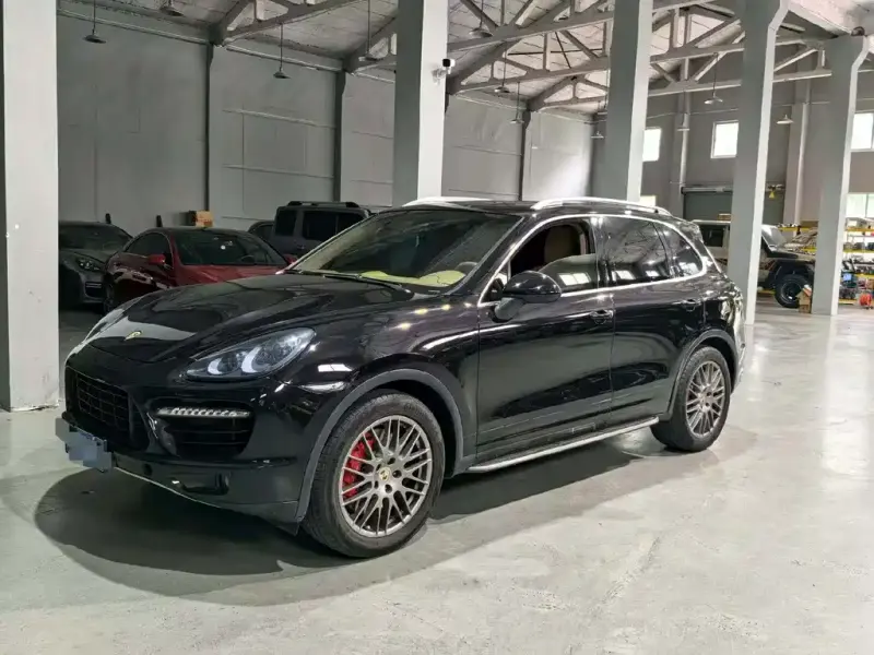 Porsche Cayenne, 2011