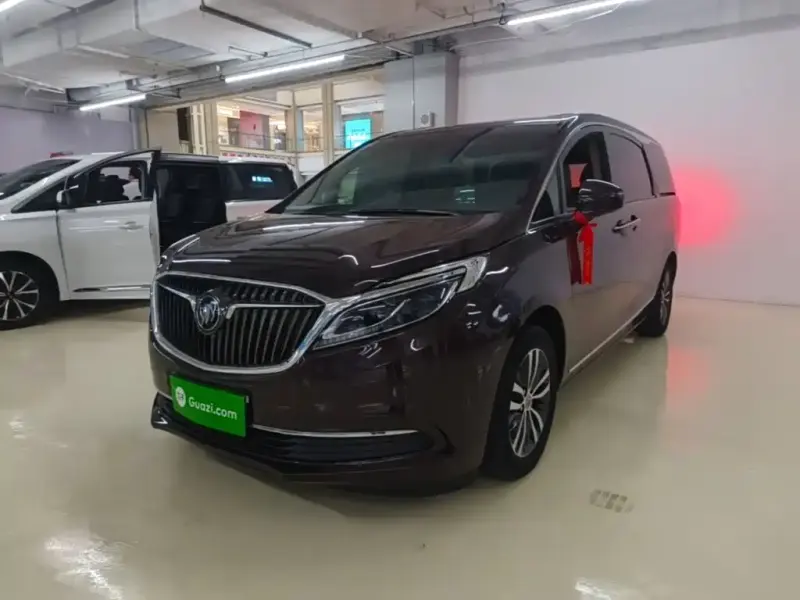 Buick GL8, 2018