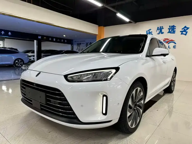 AITO M5, 2022