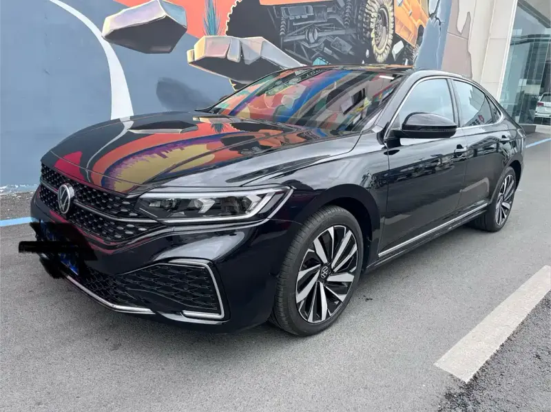 Volkswagen Passat, 2022