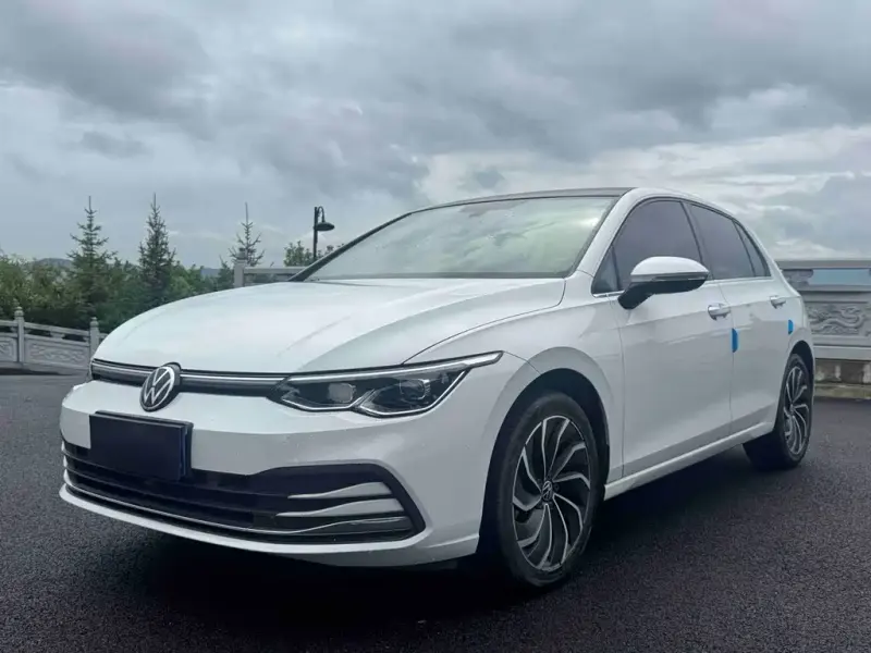 Volkswagen Golf, 2021
