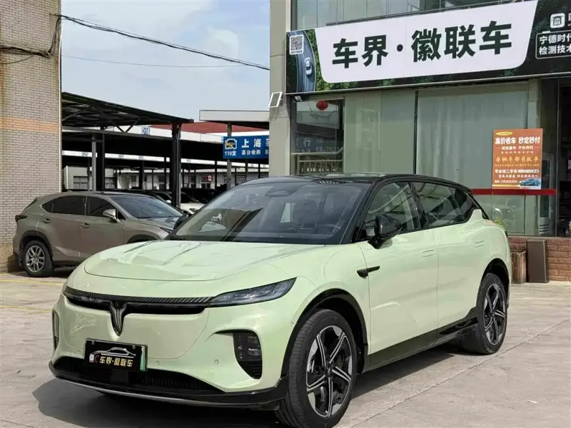 VOYAH Zhiyin, 2025