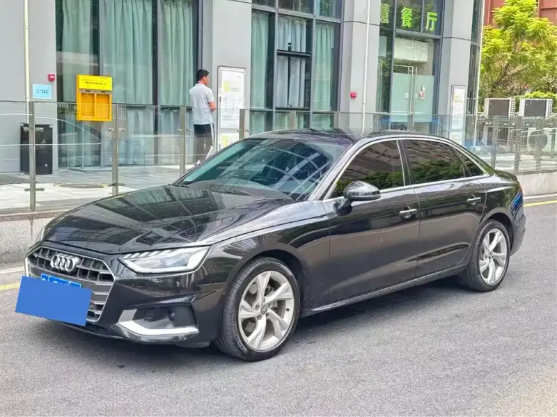 Audi A4L, 2020