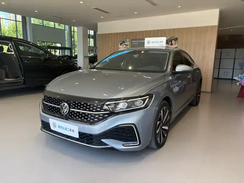 Volkswagen Passat, 2021