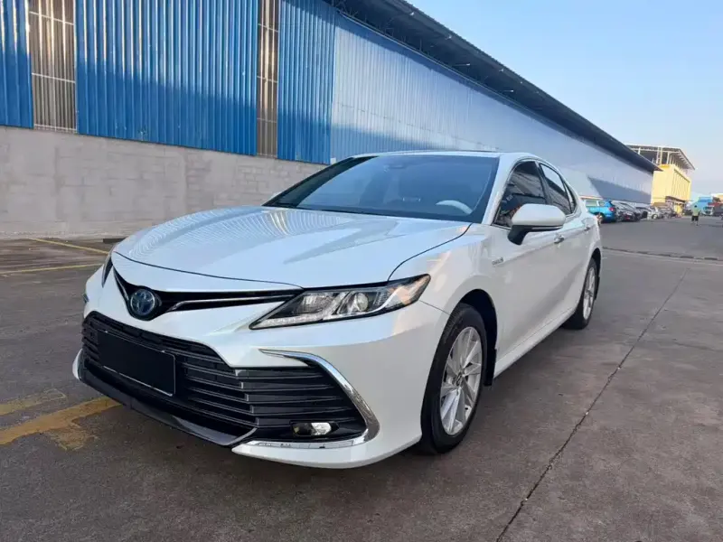 Toyota Camry, 2023