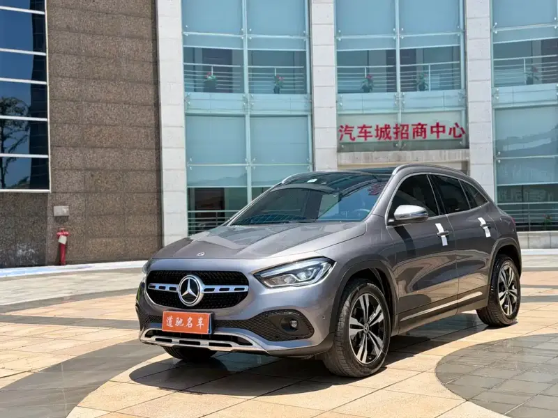 Mercedes-Benz GLA, 2022