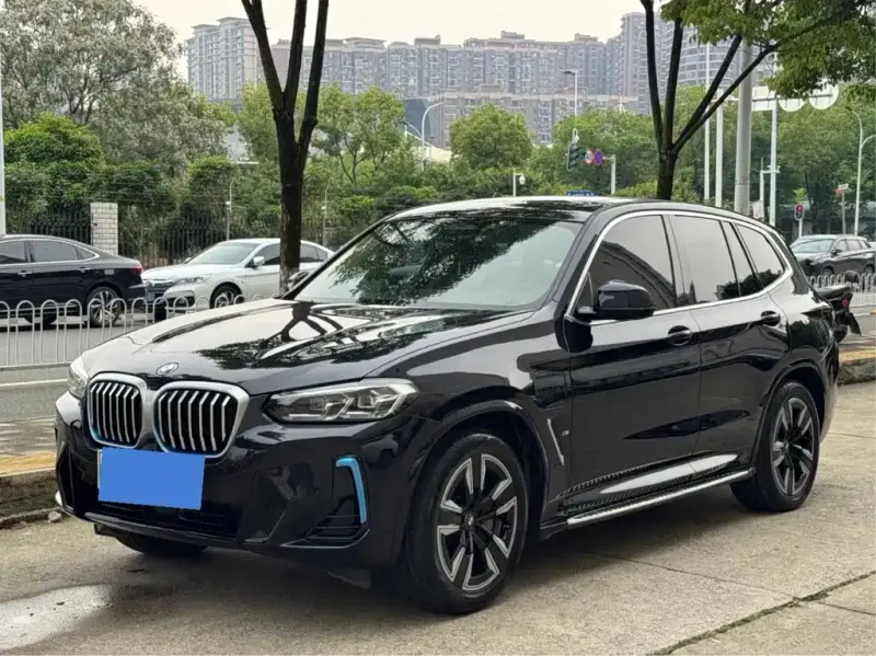 BMW iX3, 2021