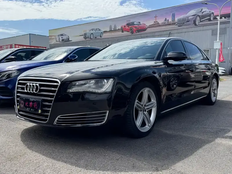 Audi A8, 2014