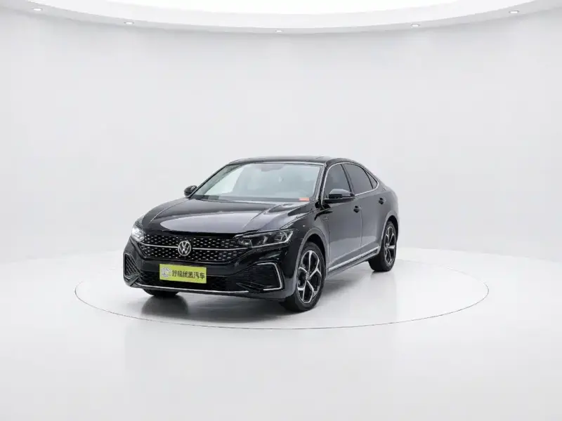 Volkswagen Passat, 2025