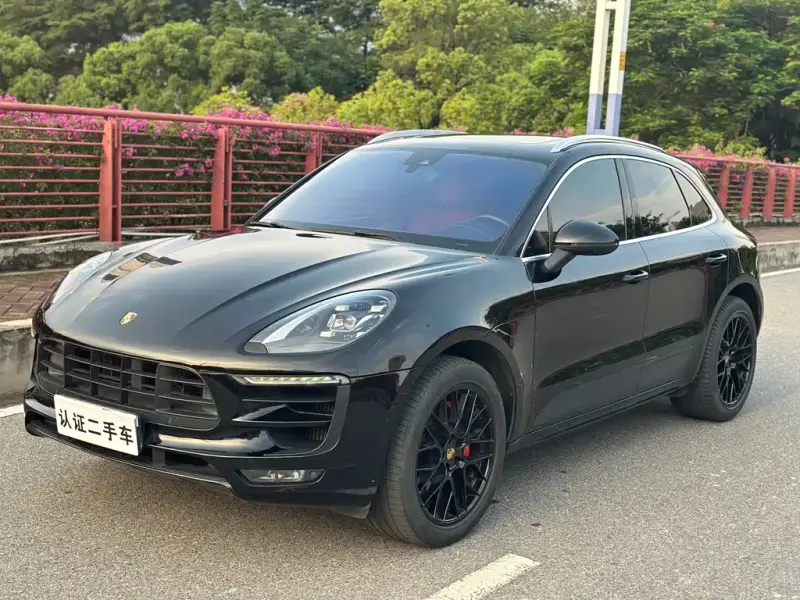Porsche Macan, 2016