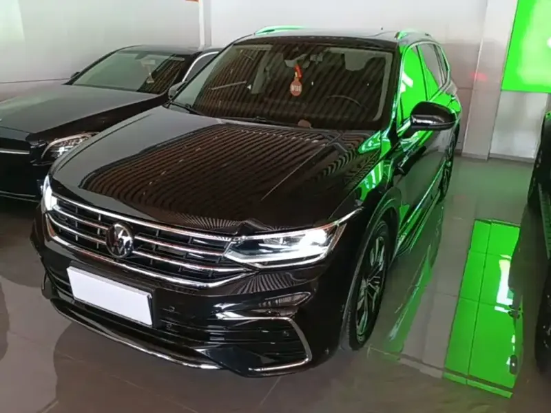 Volkswagen Tiguan L, 2022
