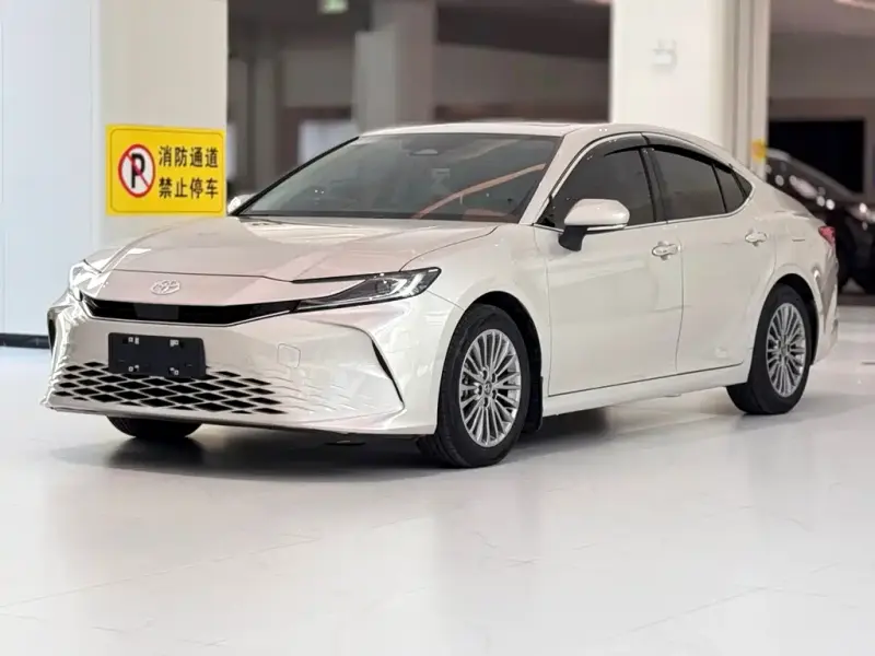 Toyota Camry, 2024