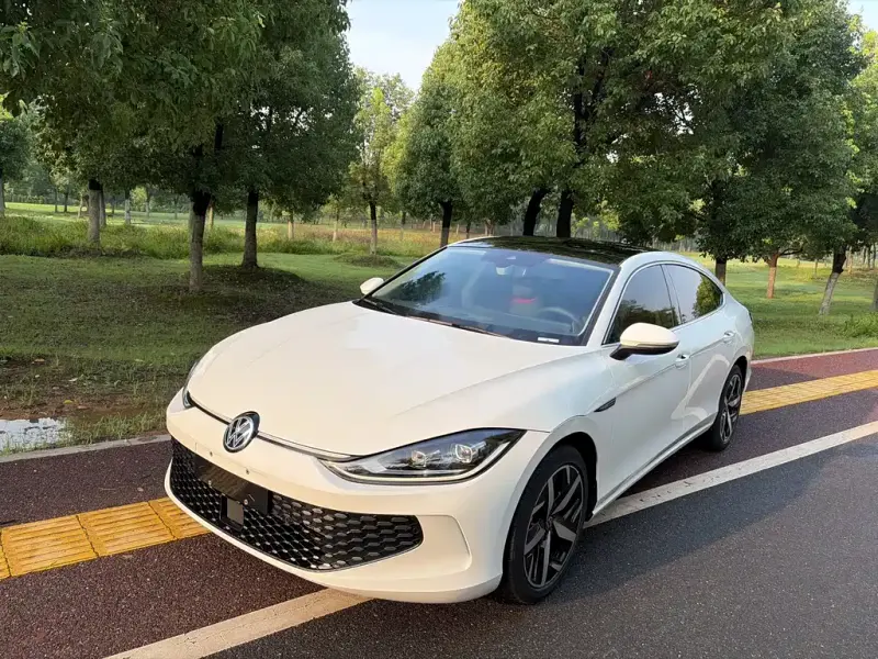 Volkswagen Lamando, 2023