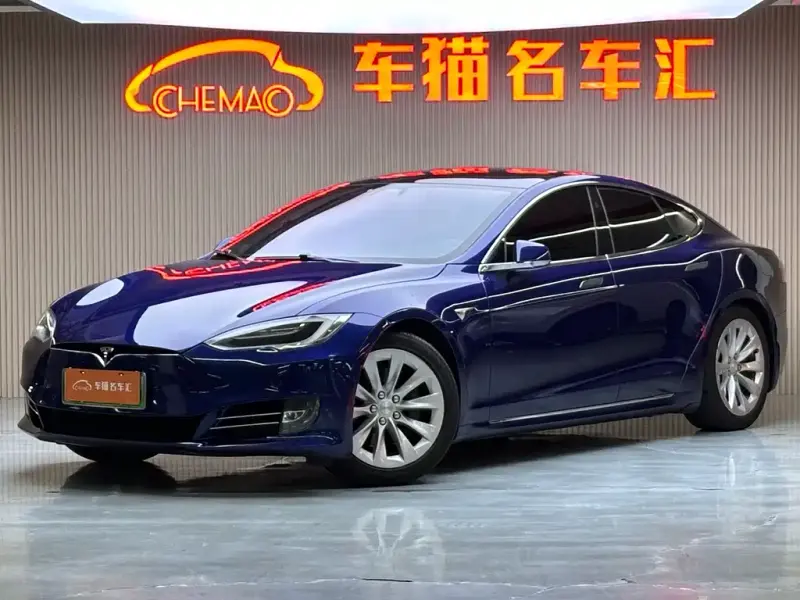 Tesla Model S, 2018