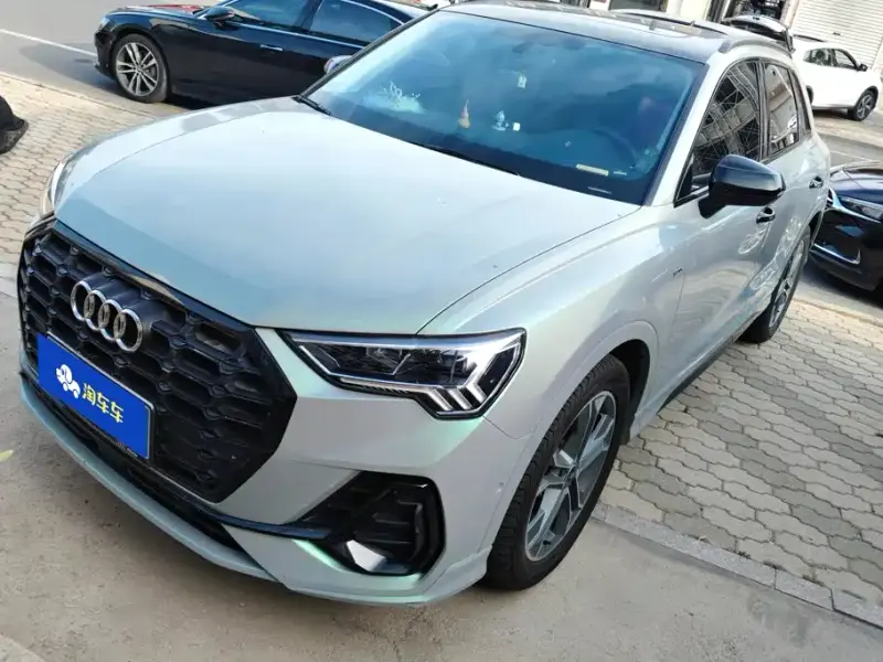 Audi Q3, 2022