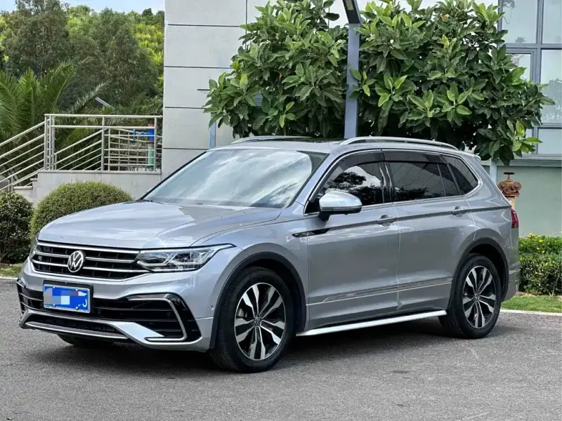 Volkswagen Tiguan L, 2021