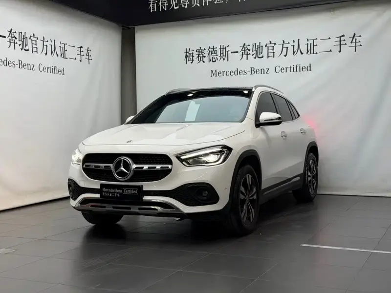 Mercedes-Benz GLA, 2022