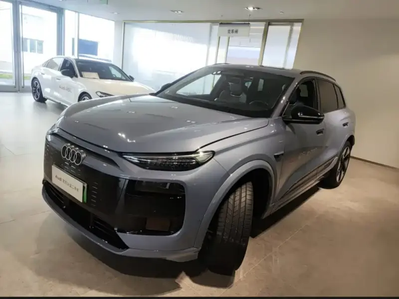 Audi Q4 e-tron, 2023