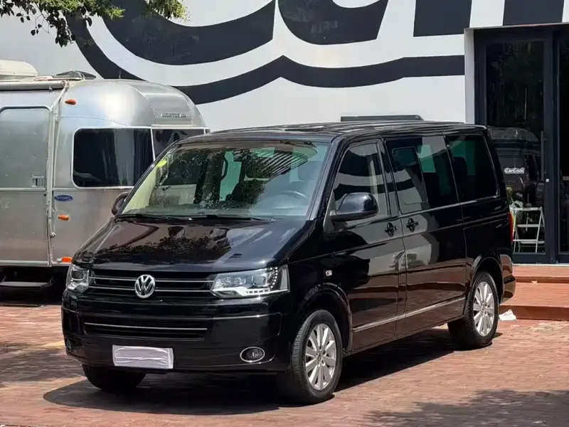 Volkswagen Multivan, 2013