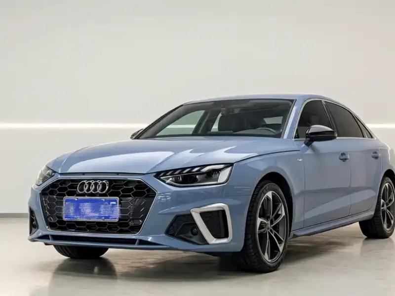 Audi A4L, 2022