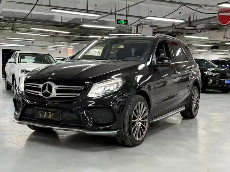 Mercedes-Benz GLE( ), 2017