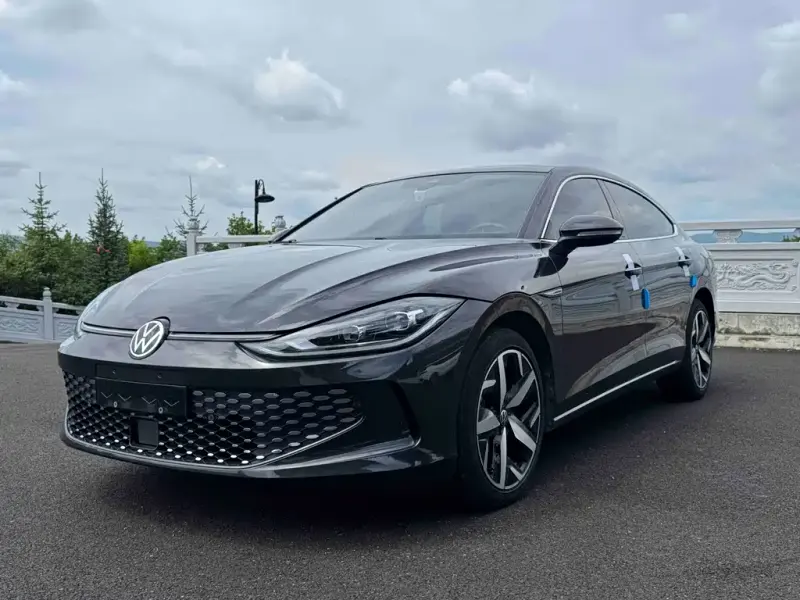 Volkswagen Lamando, 2023