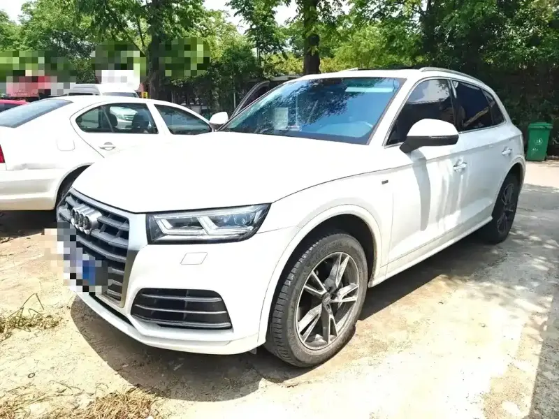 Audi Q5L, 2019