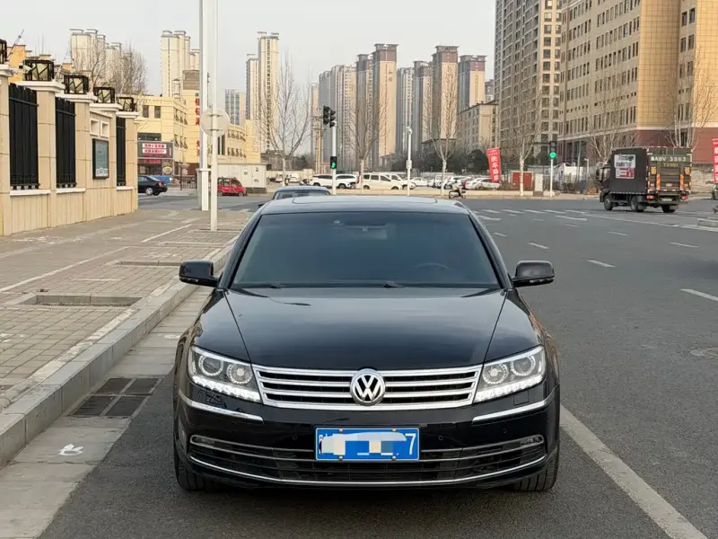 Volkswagen Phaeton, 2016