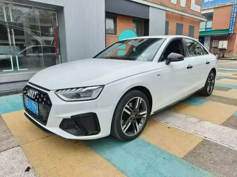Audi A4L, 2023