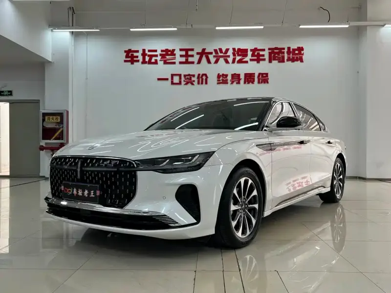 Lincoln Z, 2025