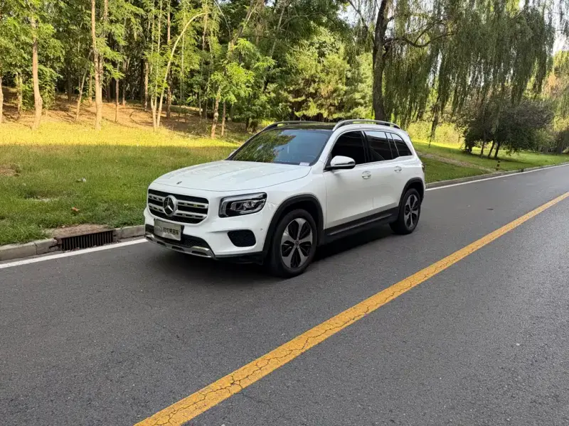 Mercedes-Benz GLB, 2023