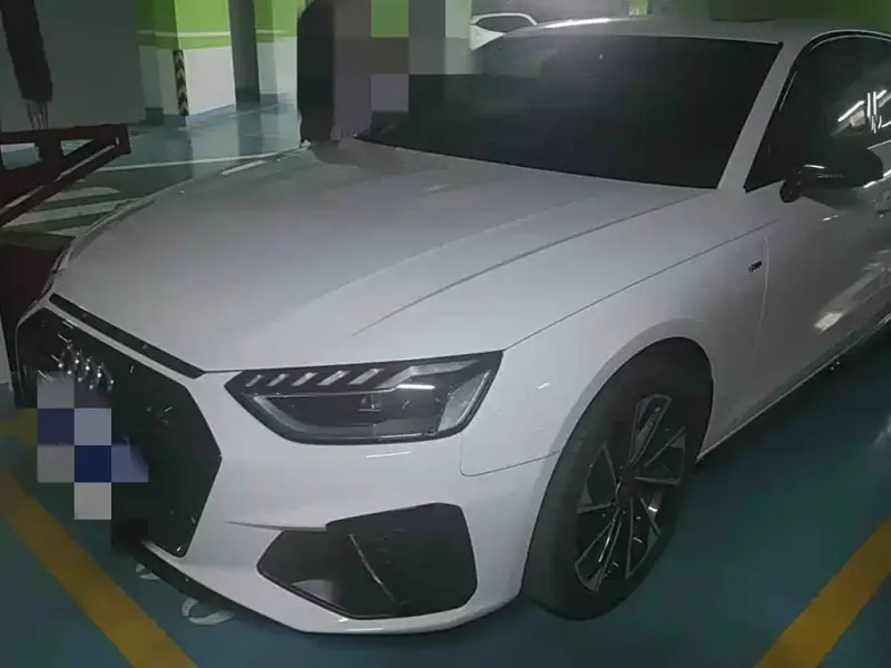 Audi A4L, 2023