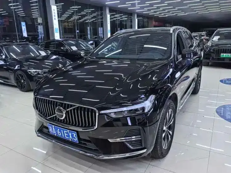 Volvo XC60, 2025